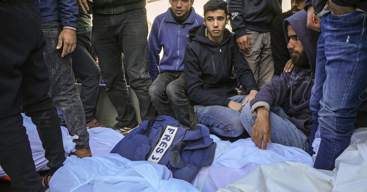 Israeli strikes kill at least 42 in Gaza as ceasefire talks set to resume in Qatar