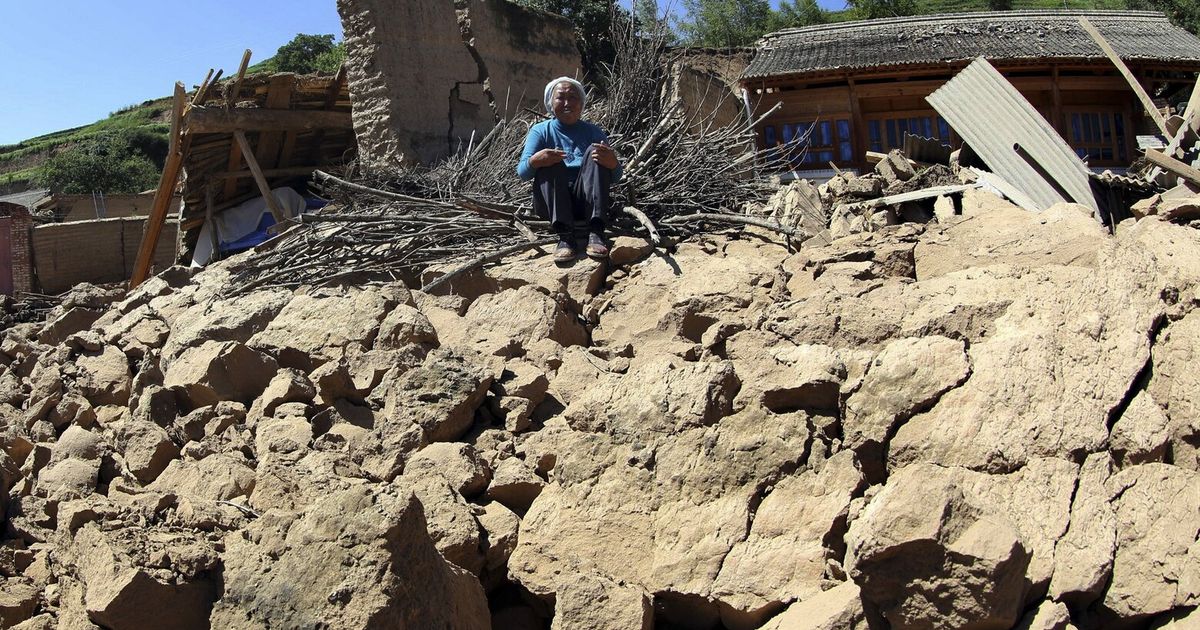 Tibet earthquake kills at least 126 people and leaves many trapped