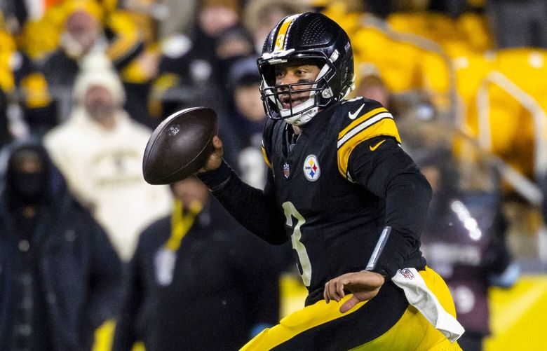 Pittsburgh Steelers quarterback Russell Wilson scrambles during an NFL football game, Saturday, Jan. 4, 2025, in Pittsburgh. NYOTK