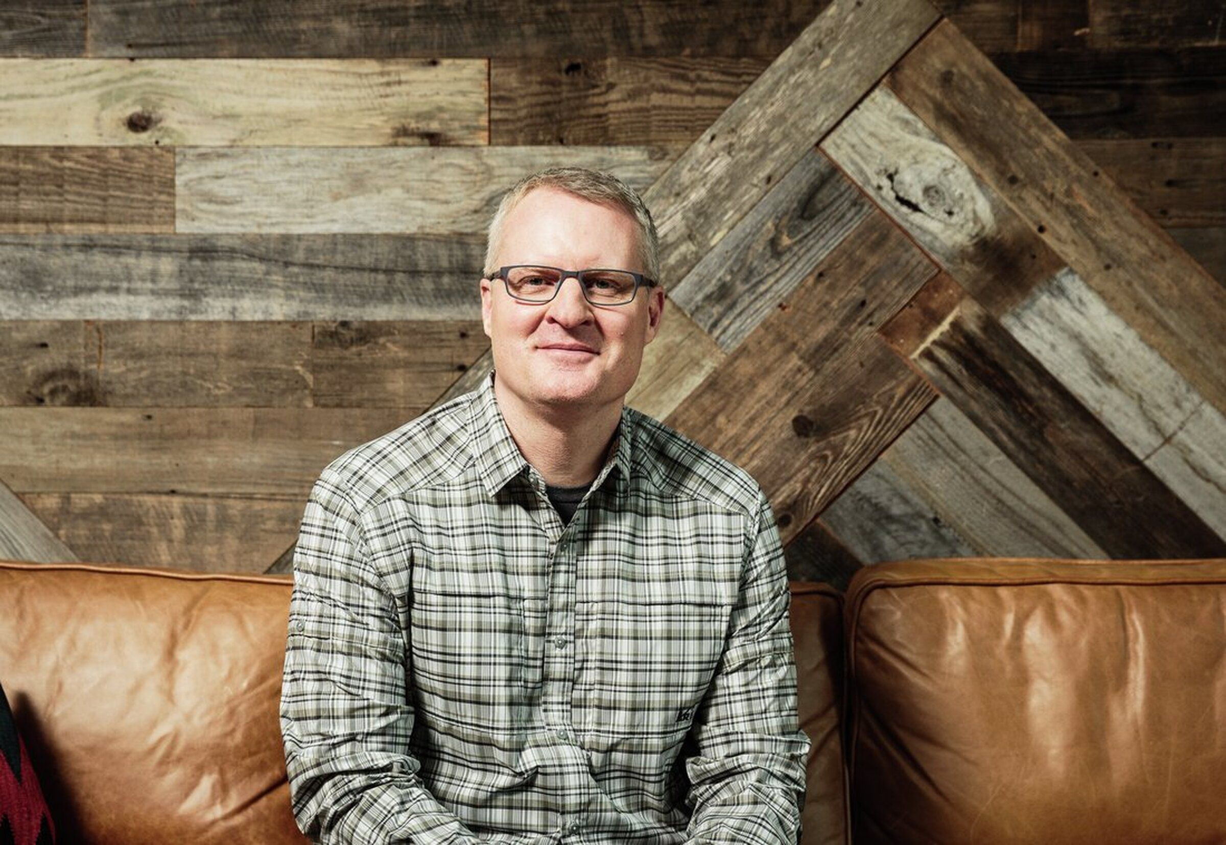 REI CEO will retire, to be replaced by former Nike, Sephora