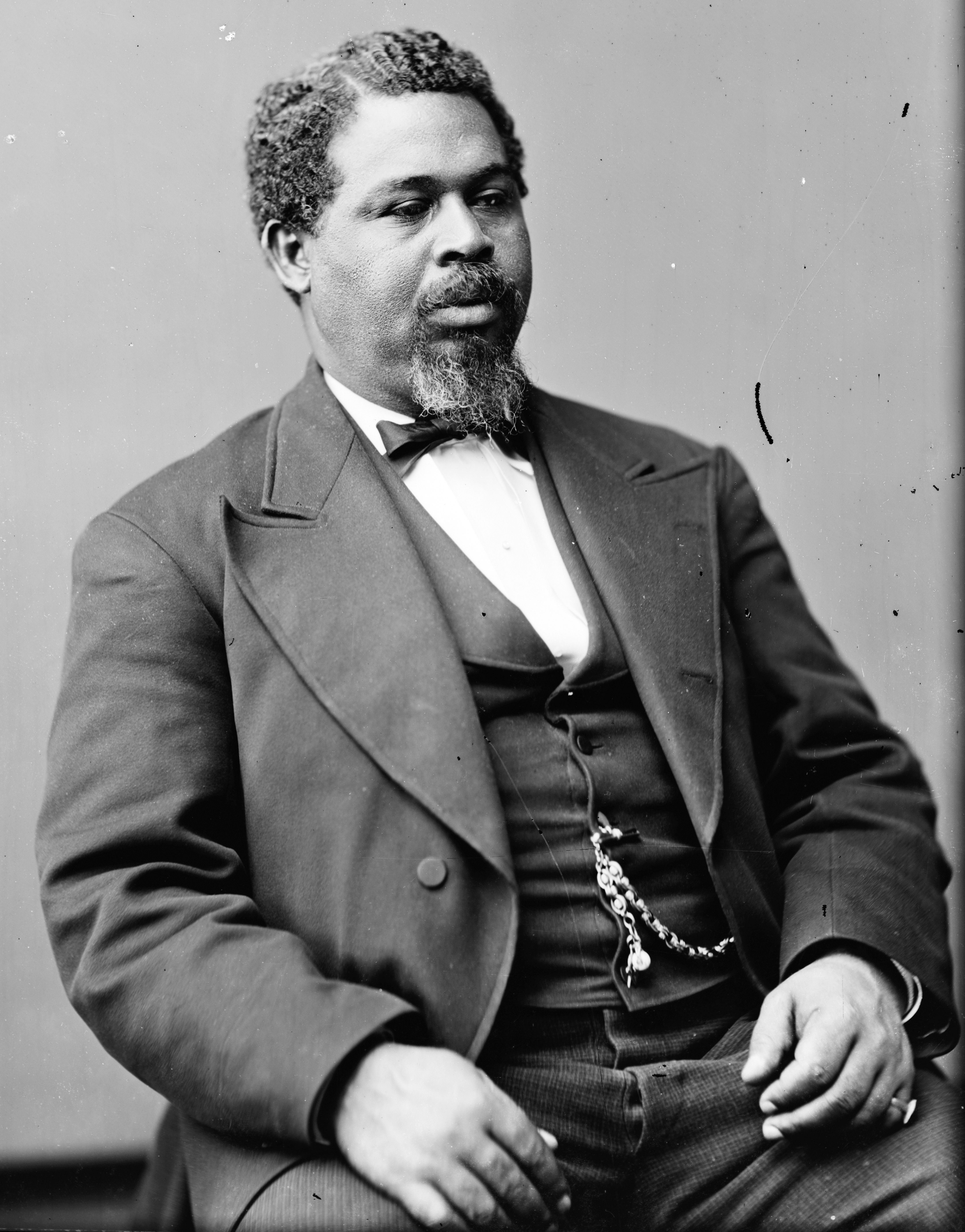 South Carolina statue honoring Black hero Robert Smalls will stare down a segregationist