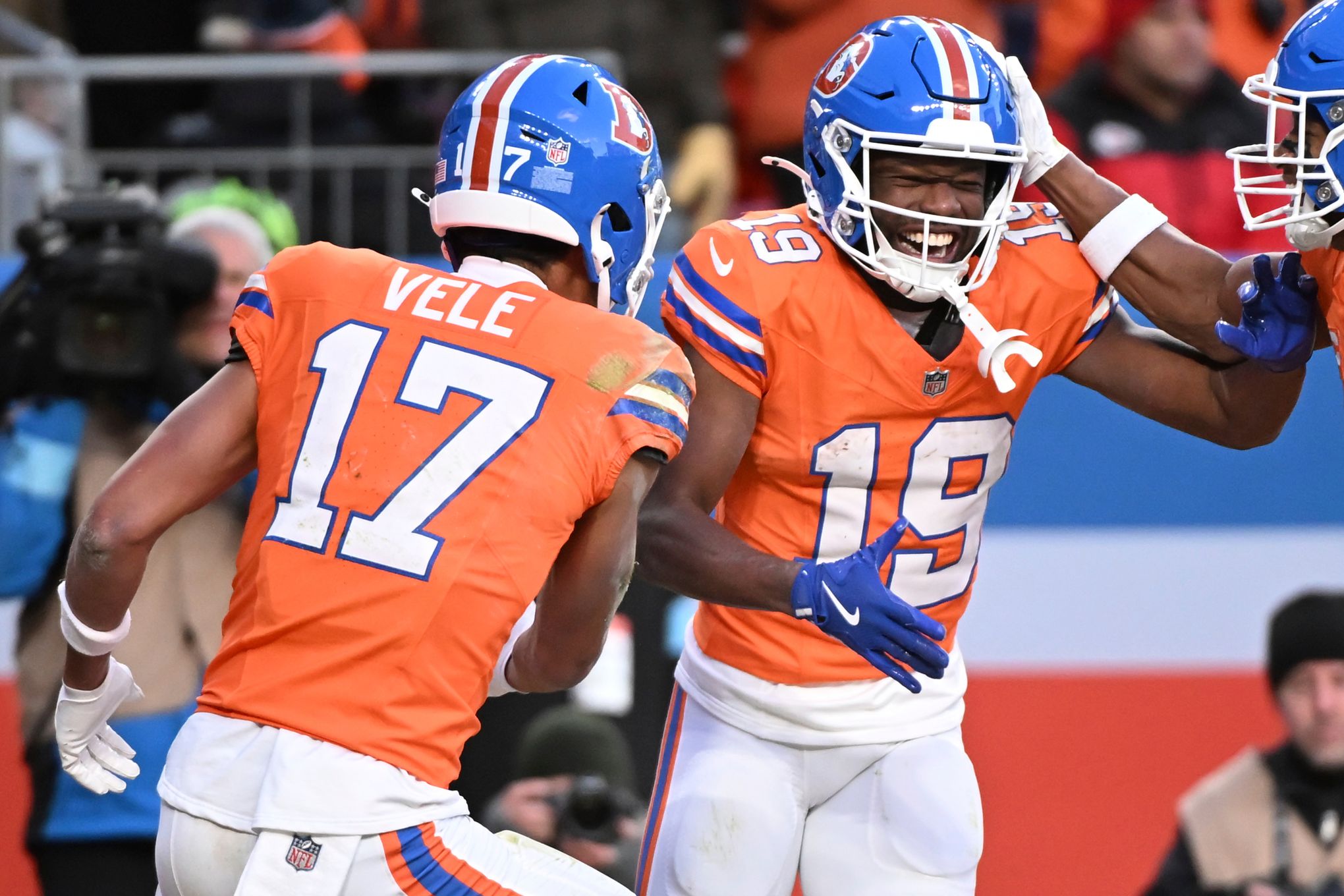 Broncos scheme ways to get the ball in the hands of dynamic returner/receiver/runner Marvin Mims Jr. | The Seattle Times