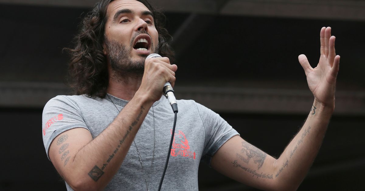 BBC apologizes to staff who felt they were unable to raise concerns about comedian Russell Brand