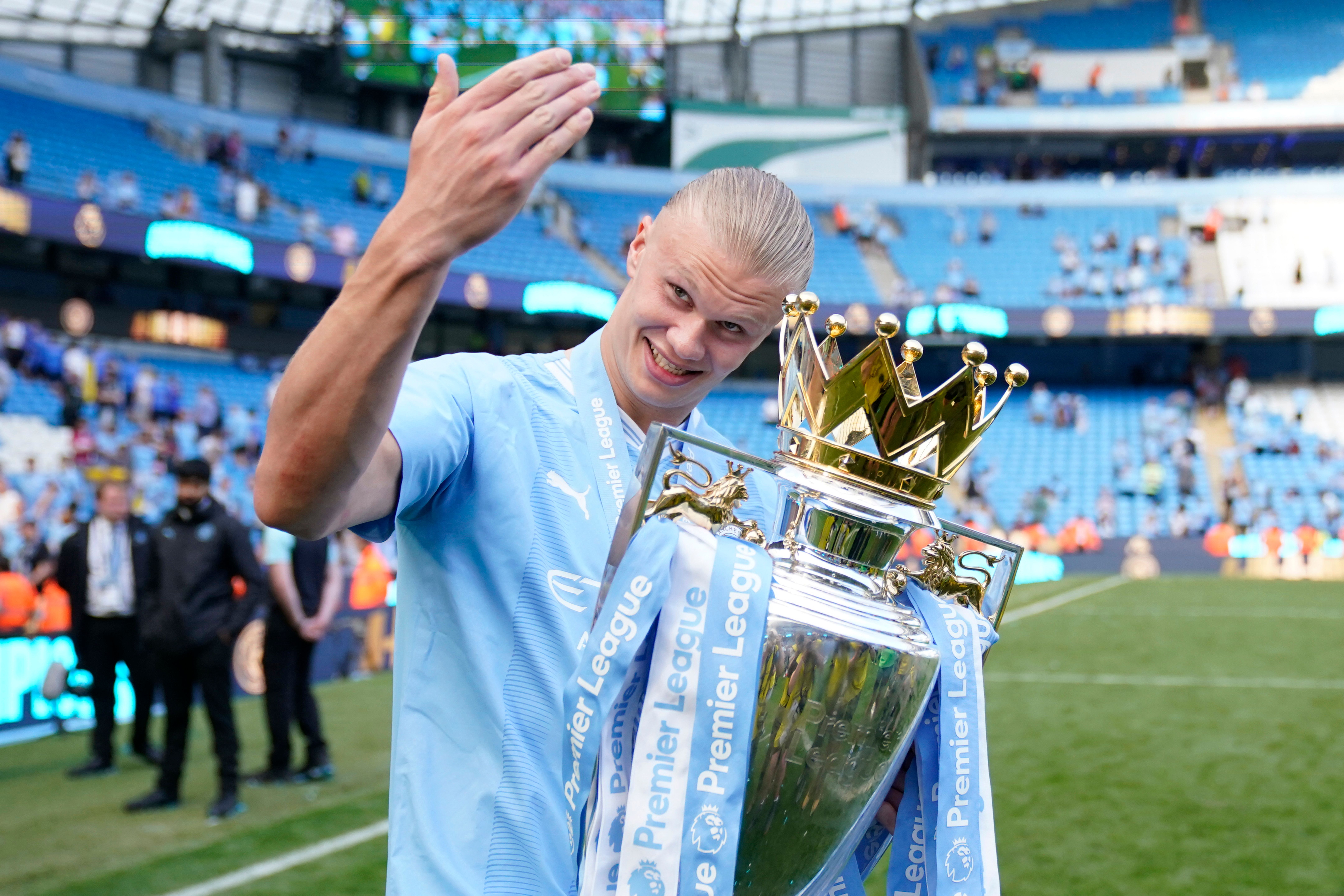 Erling Haaland signs lucrative new contract with Man City until