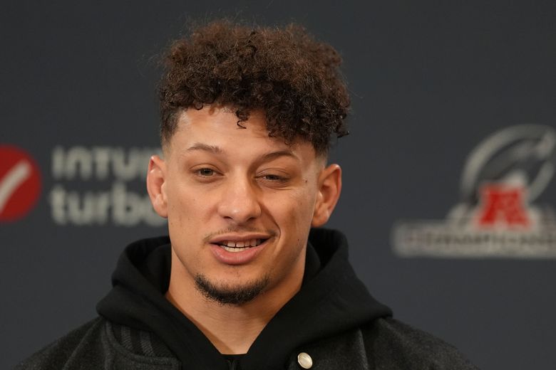 Laid-Back Pat: As the Chiefs chase Super Bowl history, Patrick Mahomes  exudes a steadying calm | The Seattle Times