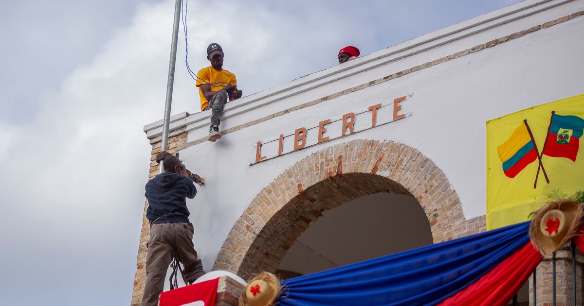 Haitians demand priority after government spends $3.8M for a brief visit from Colombia’s leader