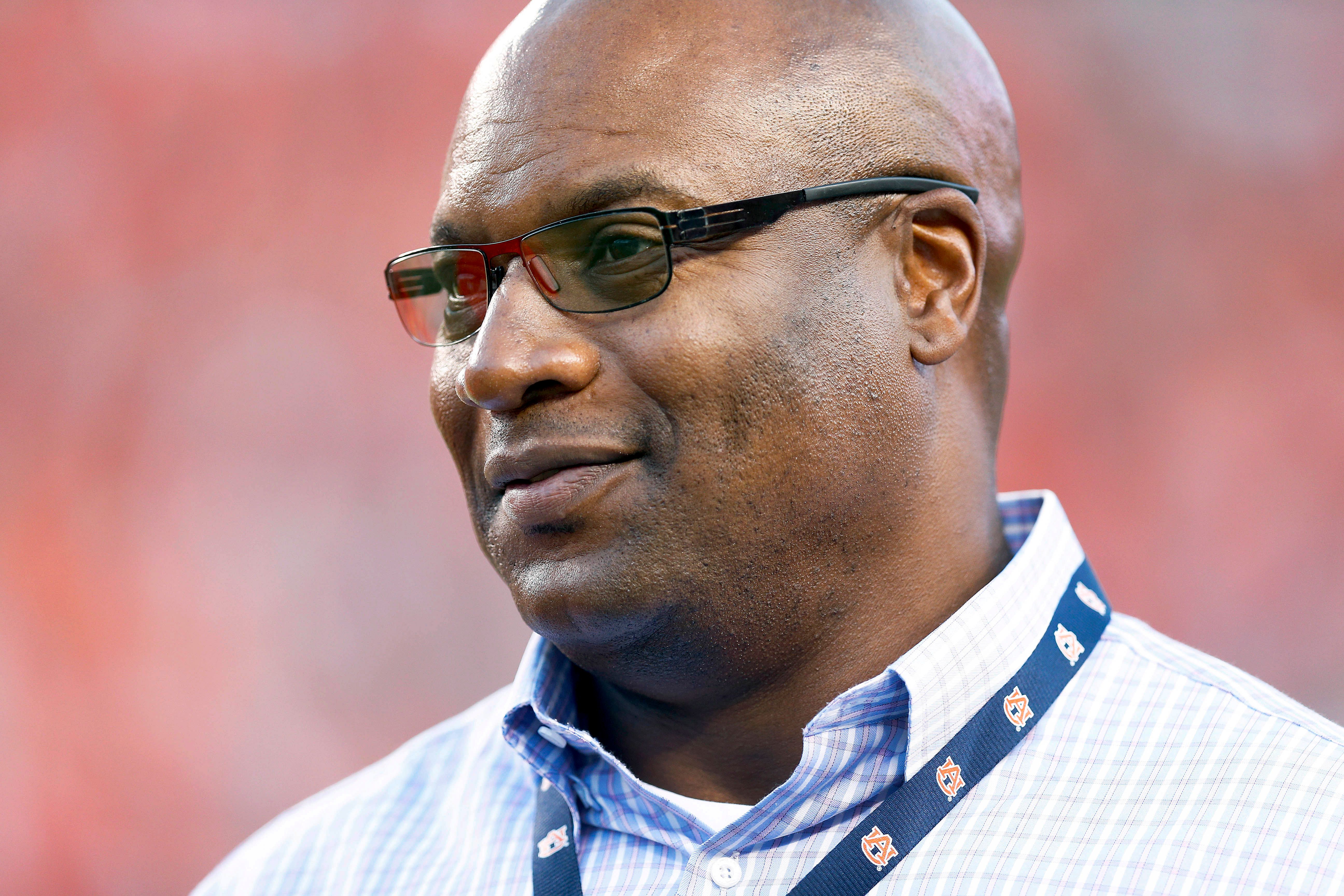 Bo Jackson gives up  million judgment in extortion suit against niece and nephew