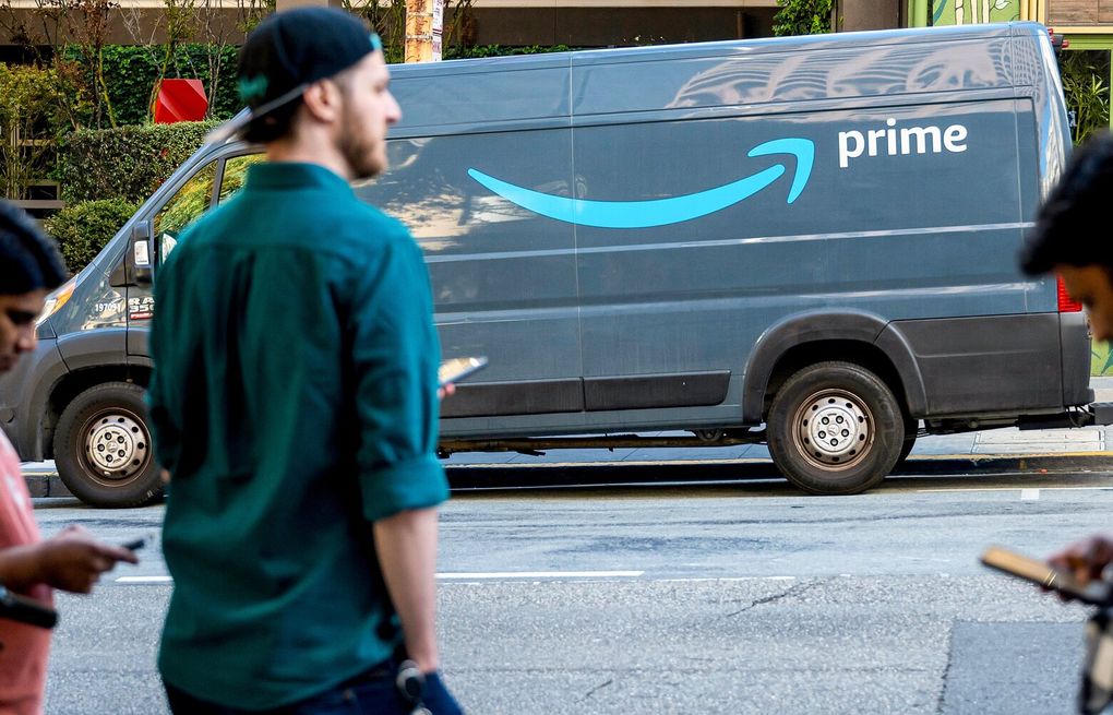 Amazon to hire more than 300,000 in holiday season, up 20% from 2025