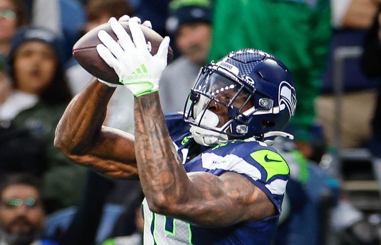 Cleveland cornerback Justin Hardee Sr. falls in the end zone, giving Seahawks receiver DK Metcalf an easy catch for the 21-yard touchdown in the first quarter.   The Cleveland Browns played the Seattle Seahawks in NFL Preseason football Saturday, August 24, 2024 at Lumen Field, in Seattle, WA. 227818