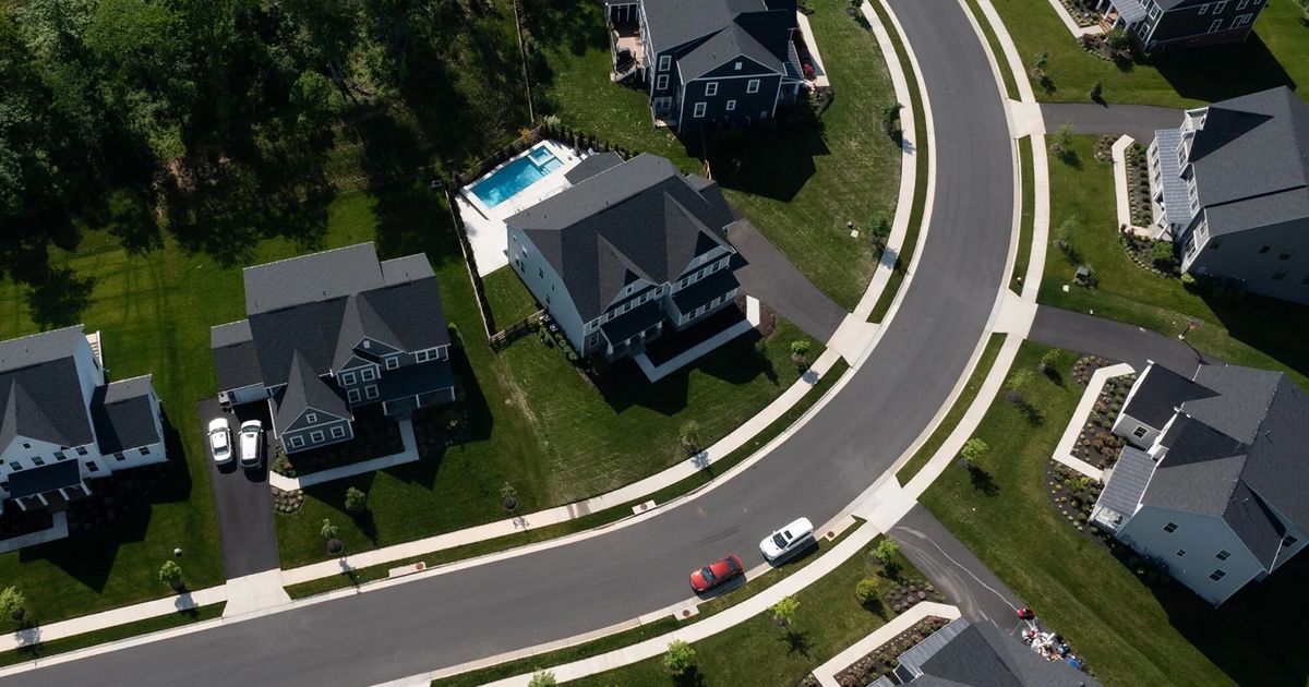 US Mortgage Charges Decline to six.88%, Lowest Degree This 12 months