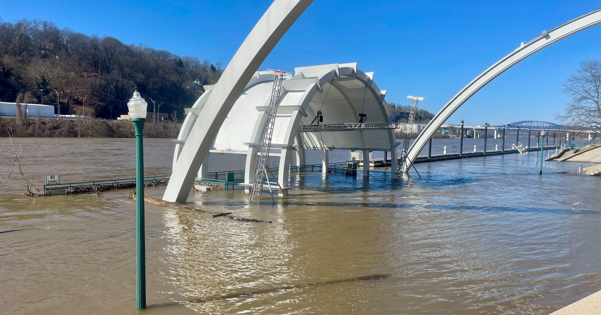 A mother and daughter were killed in tornadoes that struck eastern ...