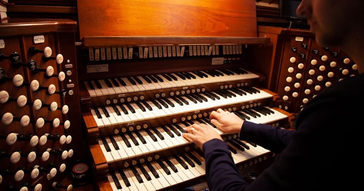 An Arkansas organist is playing 18 hours of Bach this year, one lunch break at a time