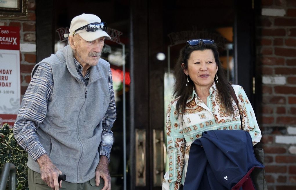 Gene Hackman died at home a week after wife Betsy Arakawa died from  hantavirus, authorities say | The Seattle Times