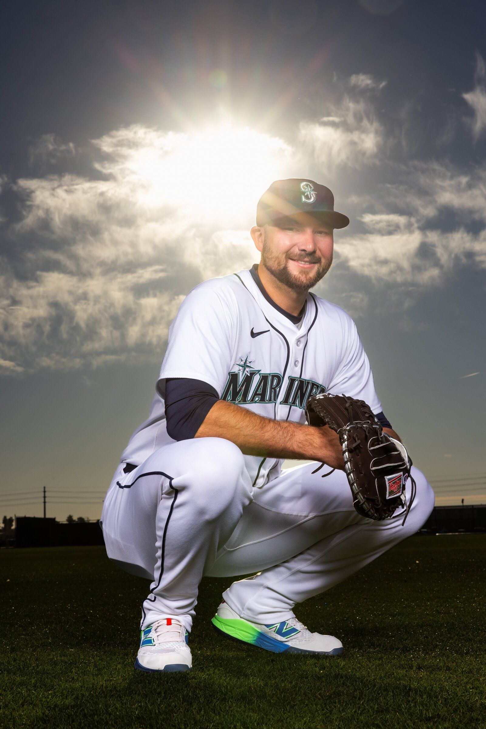 Cal Raleigh gives heartfelt thanks to Mariners, family after signing ...