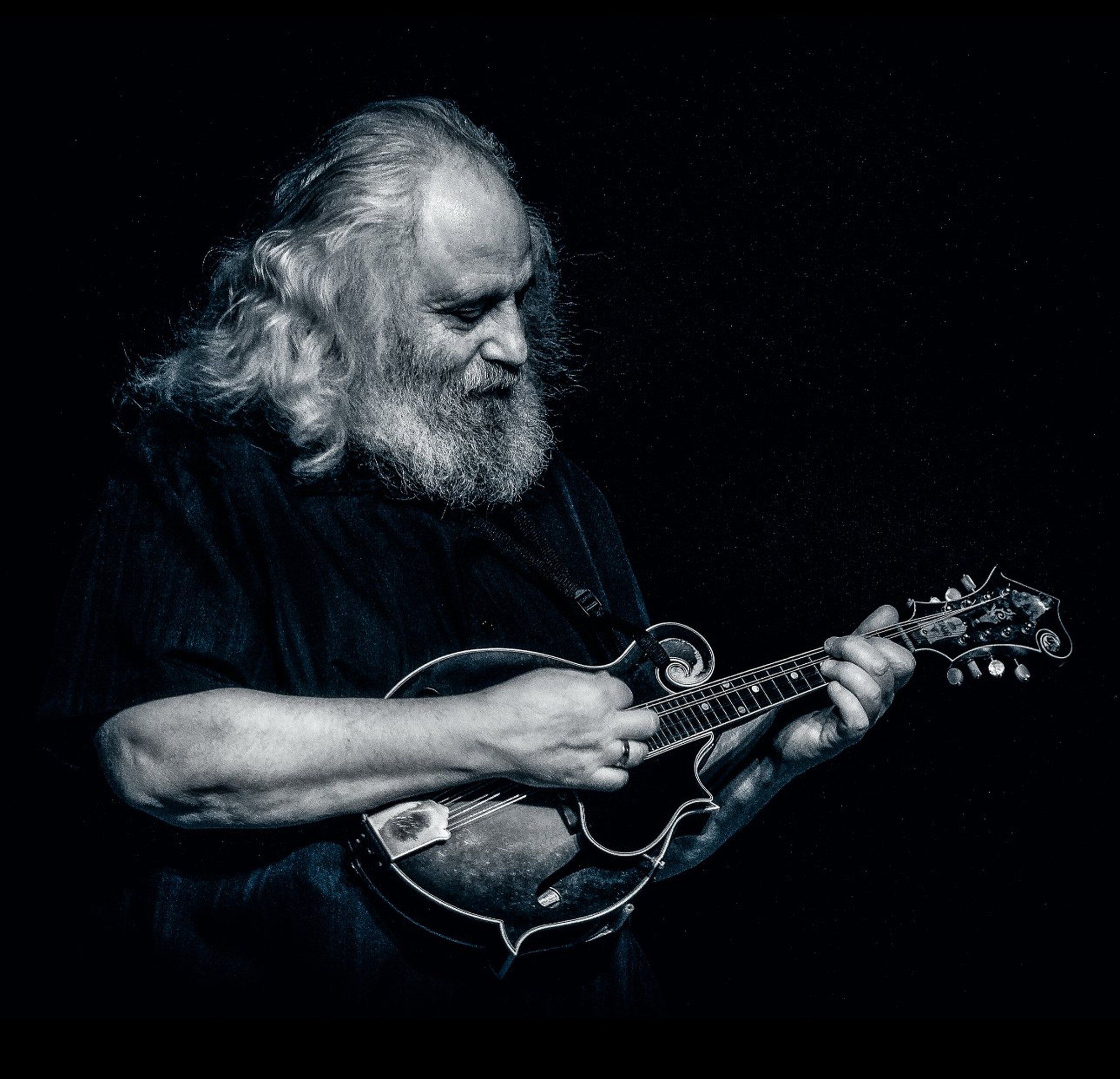 Mandolinist David 'Dawg' Grisman celebrates 80 at Seattle's