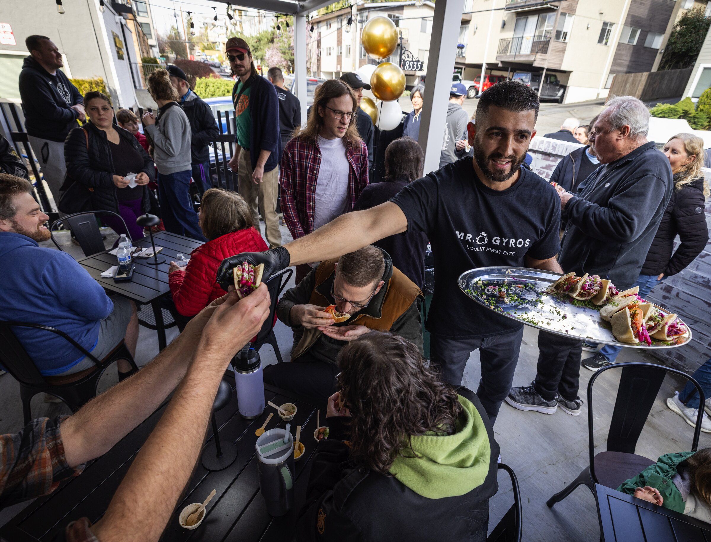 9 years after explosion, gyro shop in Seattle's Greenwood reopens