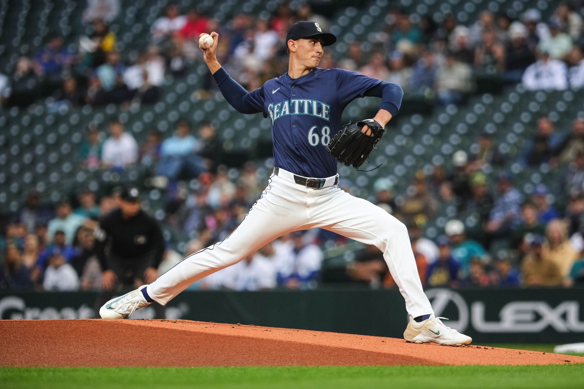 George Kirby takes first step to return to Mariners rotation | The Seattle  Times