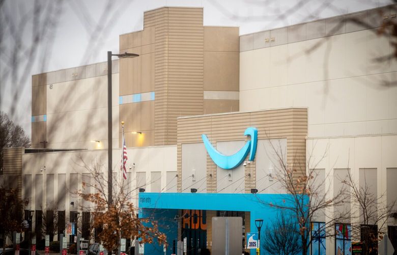 FILE – An Amazon distribution facility in Garner, N.C., on Feb. 8, 2025. Amazon has reportedly put in a last-minute bid to acquire all of TikTok, the popular video app, as it approaches an April deadline to be separated from its Chinese owner or face a ban in the United States, according to three people familiar with the bid. (Kate Medley/The New York Times) XNYT0475 XNYT0475