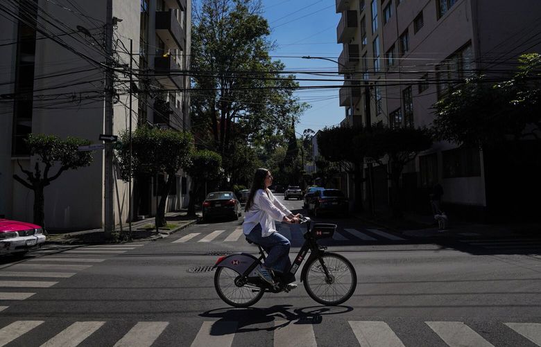 Isabel Falls, who quit her design research job in New York and spent a year traveling on a backpacker’s budget and now works and lives in Mexico City, on Feb. 25, 2025. Some young people are spending their savings on an extended break earlier in their careers rather than waiting until retirement. (Marian Carrasquero/The New York Times)