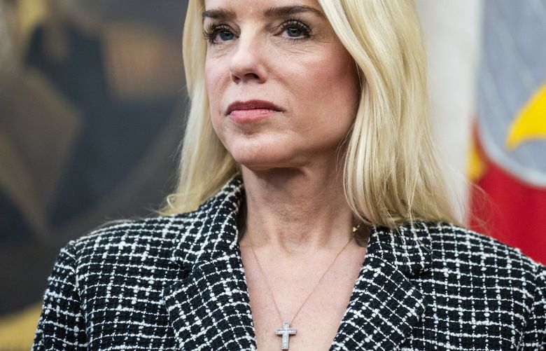 Pam Bondi before being sworn in as attorney general on Feb. 5. MUST CREDIT: Jabin Botsford/The Washington Post