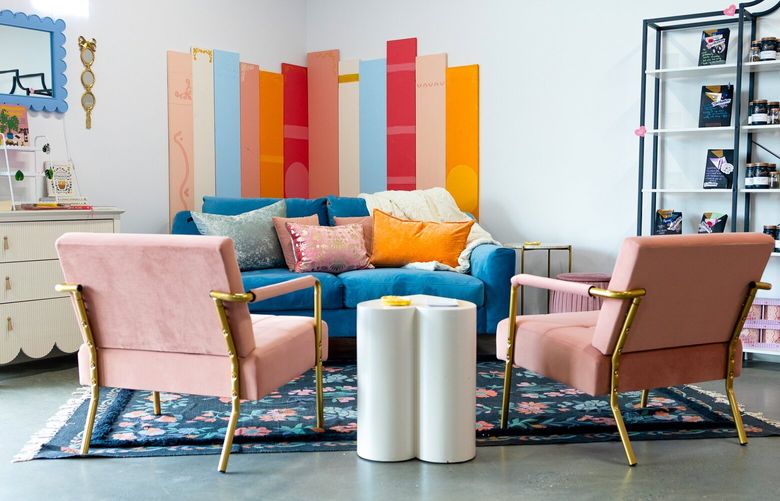 A seating area at Hardcovers in Mill Creek. (Hollie Miles / Miles Photo)