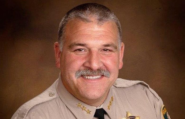 Franklin County Sheriff Jim Raymond  TwwiHlOVcimt3snRo7sX