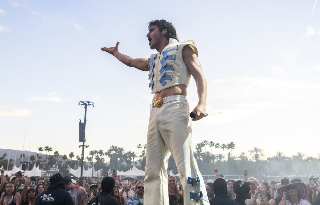 WA pop star Benson Boone's Crumbl cookie returns for an encore