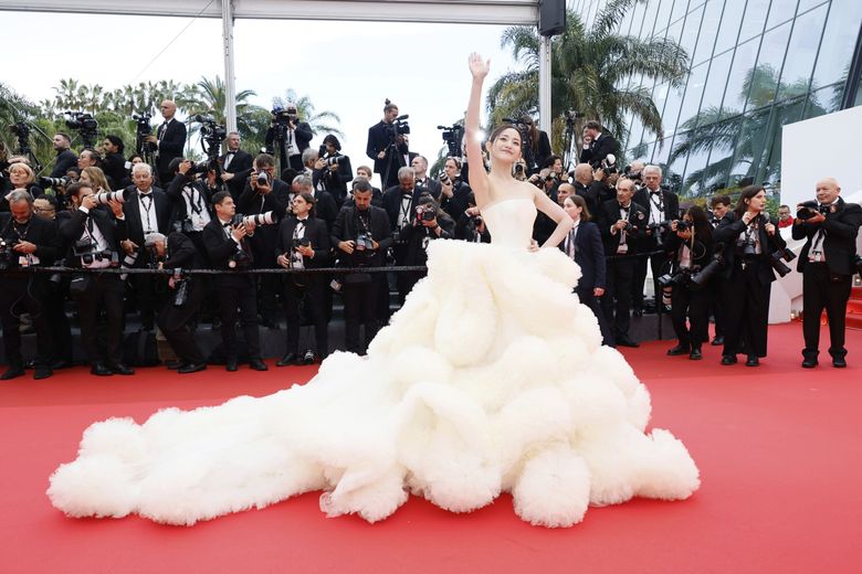 An enormous pouf of tulle graces Cannes | The Seattle Times