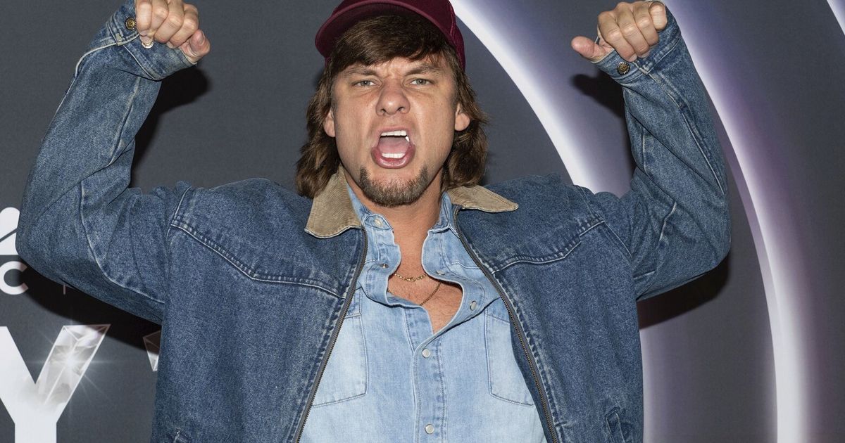 Theo Von riffs on drugs, disabilities and homosexuality before Trump speaks at US base in Qatar