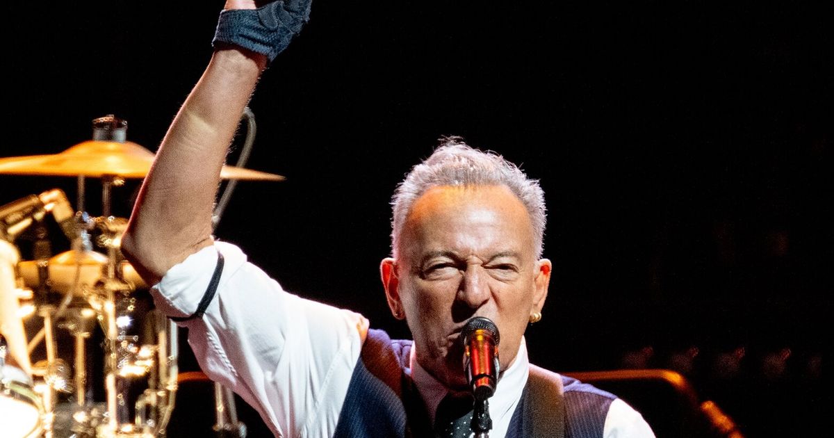 Springsteen doubles down on political criticism with a digital EP that includes anti-Trump comments