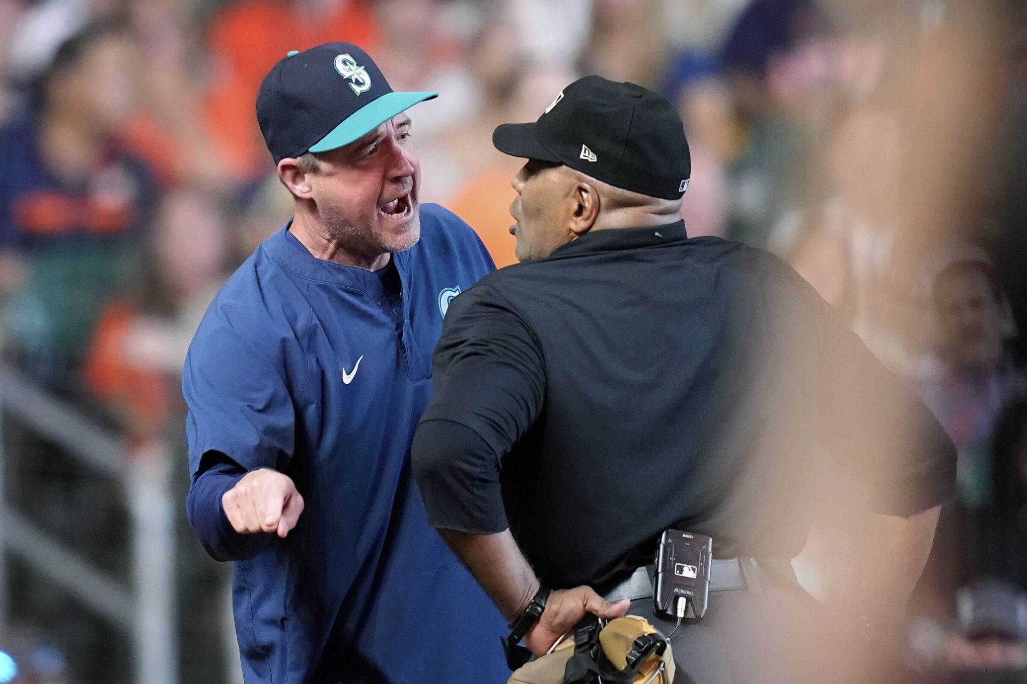 Dan Wilson ejected, Seattle Mariners lose to Astros on walkoff home run |  The Seattle Times