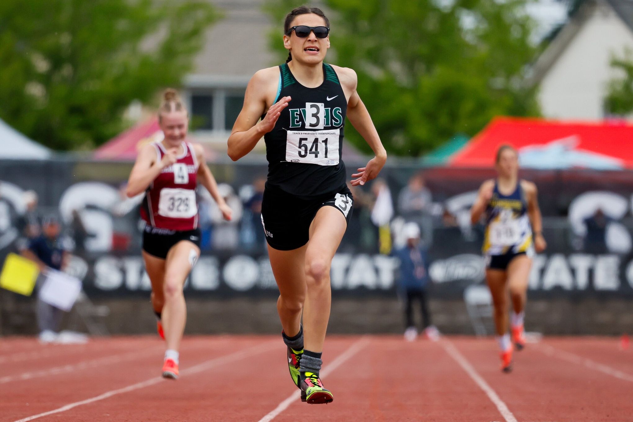 WA transgender athlete Verónica Garcia repeats as state track champion | The Seattle Times