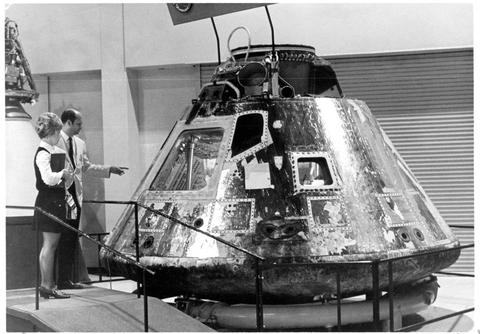 Ed Smylie, Who Saved the Apollo 13 Crew With Duct Tape, Dies at 95