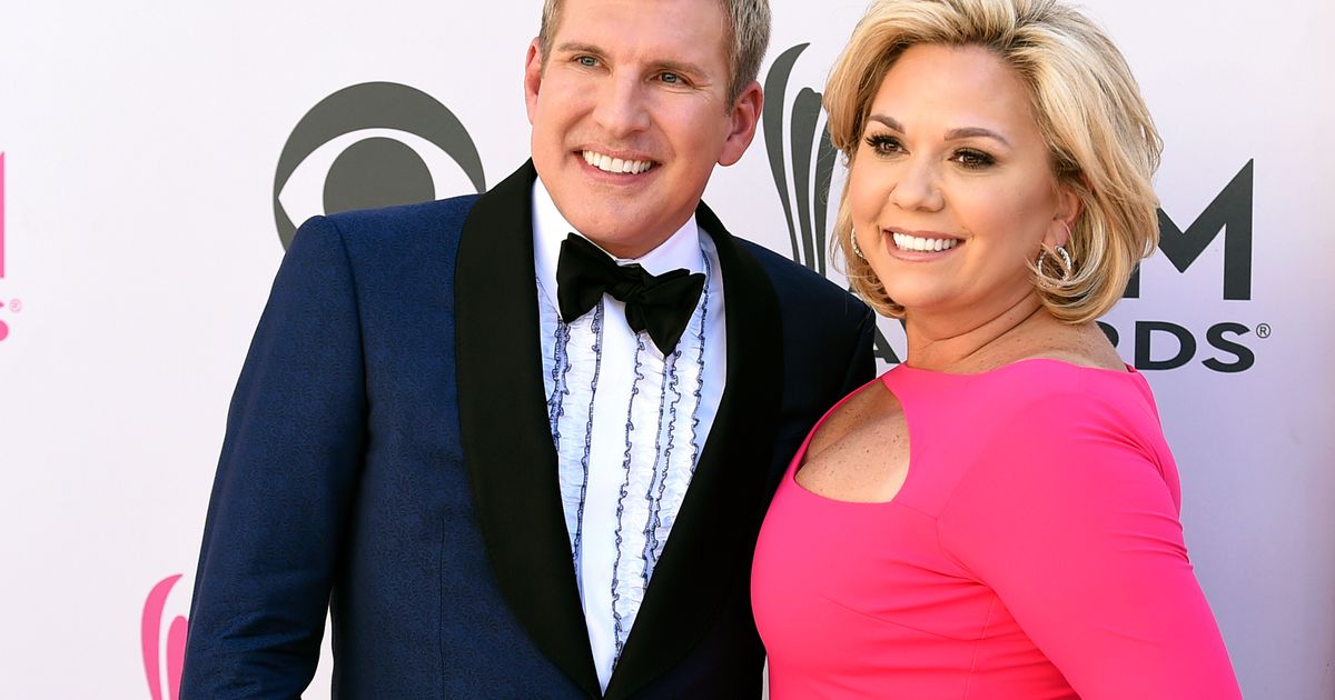 Trump pardons Julie and Todd Chrisley, reality TV stars convicted in 2022 of fraud and tax evasion