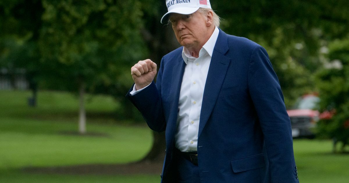 Trump set to pardon reality TV stars Todd and Julie Chrisley of fraud and tax evasion convictions