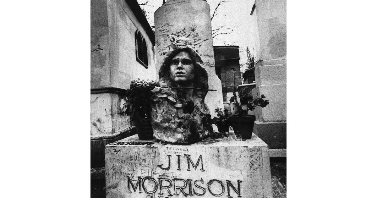 Bust of Doors singer Jim Morrison that was stolen nearly 40 years ago has been recovered