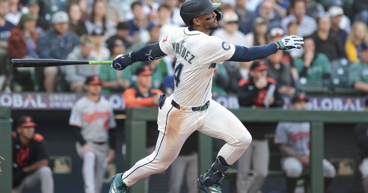 Mariners fall flat again: 'We'll keep fighting' - The Seattle Times