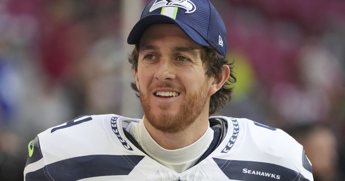 Seahawks make Michael Dickson highest-paid punter in NFL history