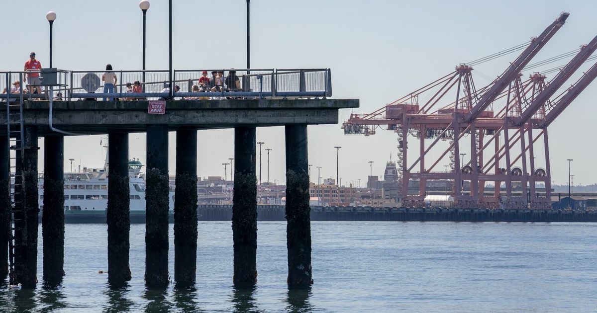 Latest WA shipping and tourism numbers tell a depressing story - The Seattle Times