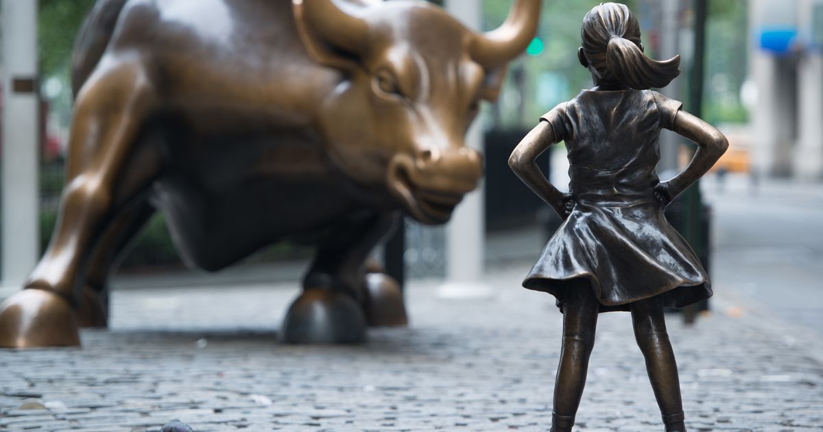 Decoding Dollars: How Finfluencers Are Empowering Gen Z & Millennial Women to Take Control of Their Finances