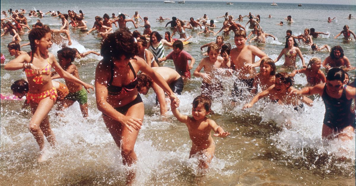 AP WAS THERE: ‘Jaws’ and the parental debates it set off