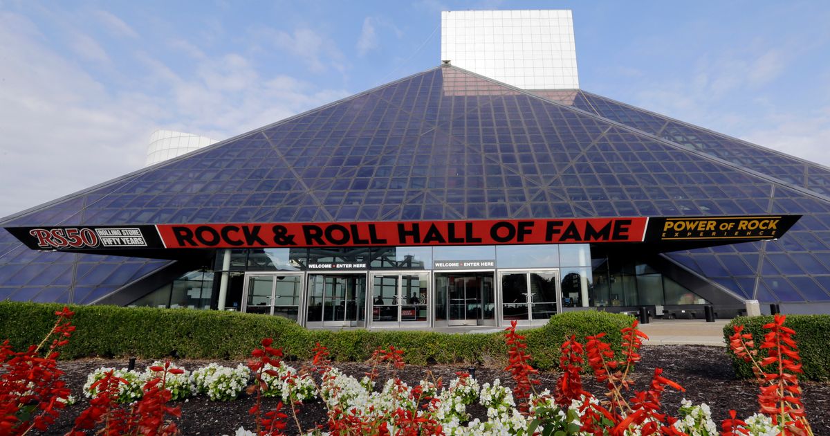 Bassist Carol Kaye tells AP she’s declining Rock & Roll Hall of Fame induction, ‘Permanently’