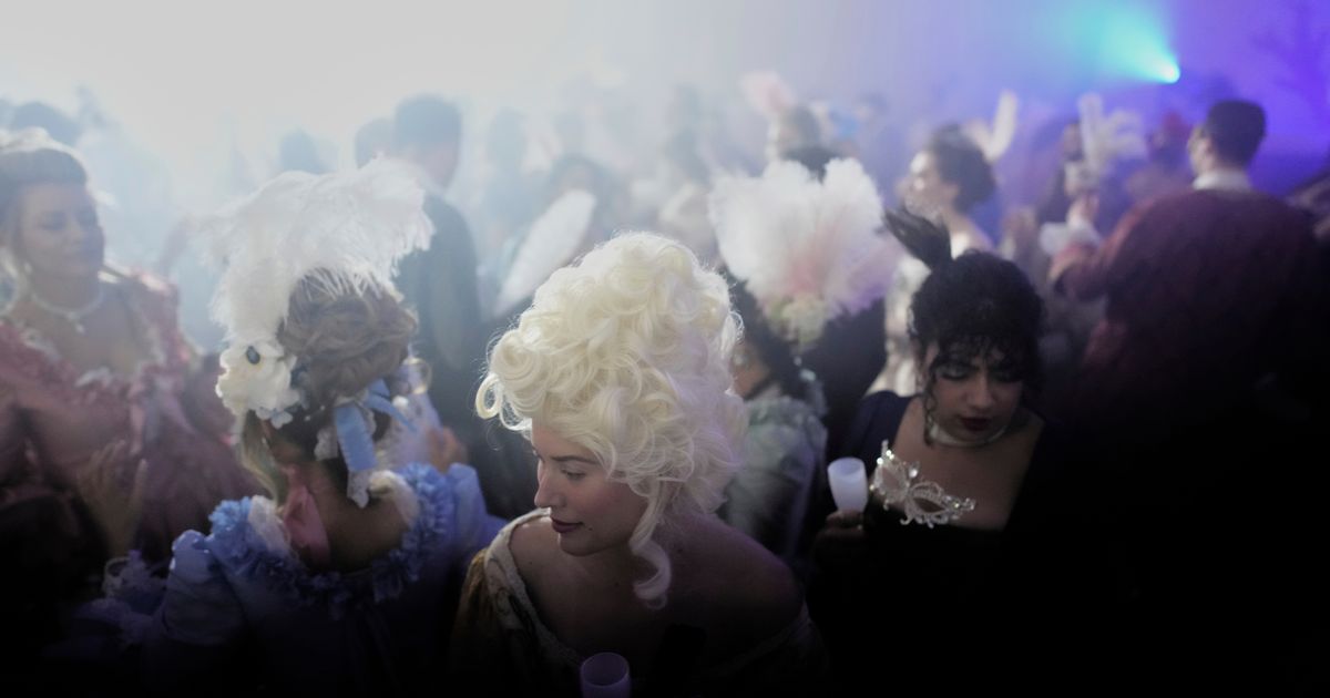 Photos of the Great Masked Ball in Versailles