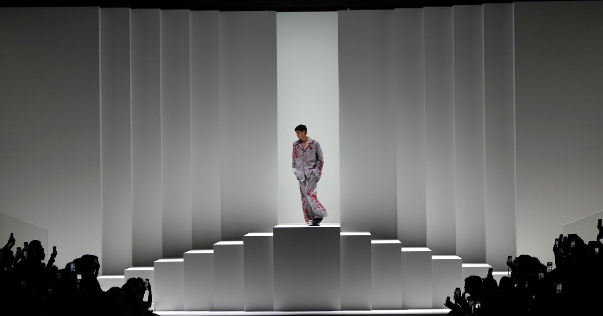 Dolce & Gabbana embrace wrinkled romance for spring-summer 2026
