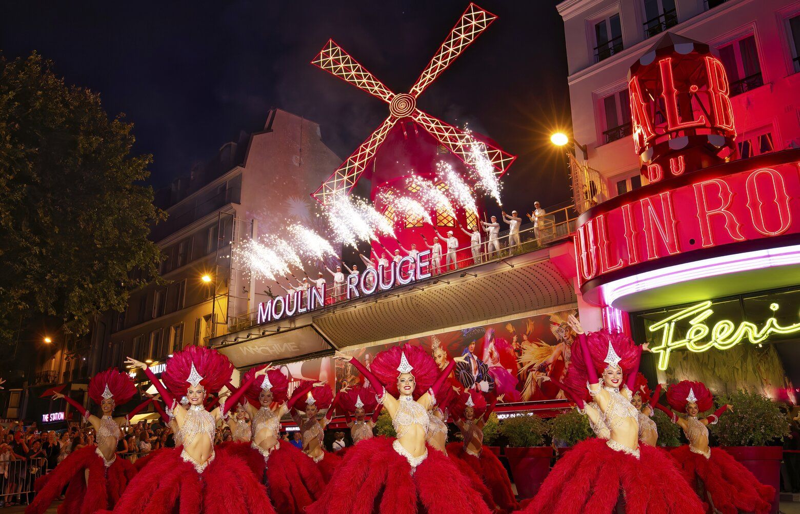 Moulin Rouge's red windmill sails restored and turning again | The