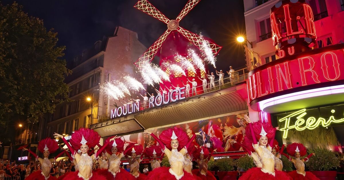 Moulin Rouge’s red windmill sails restored and turning again