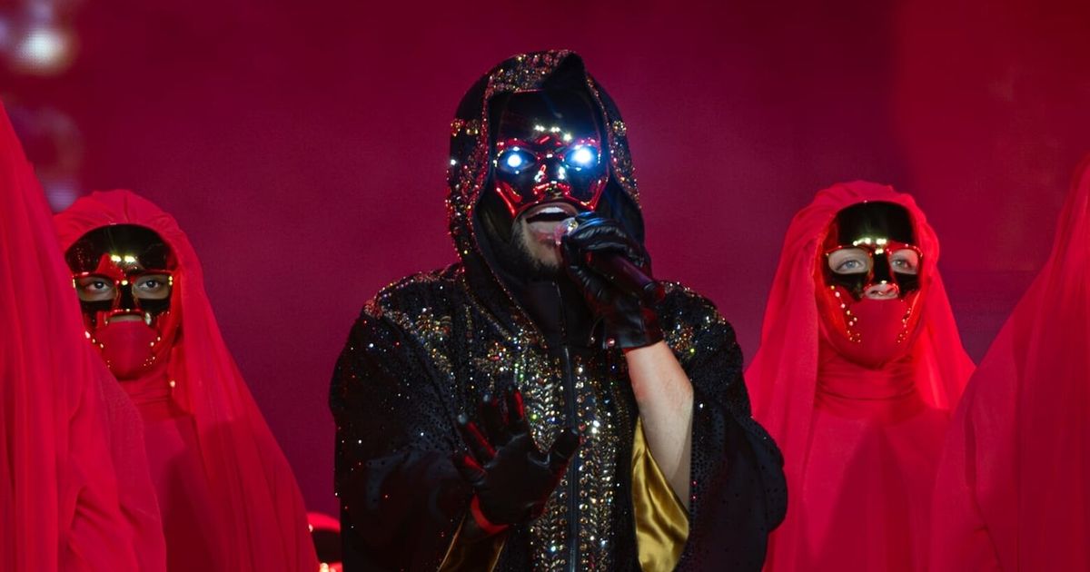 The Weeknd masters art of the stadium show in Seattle