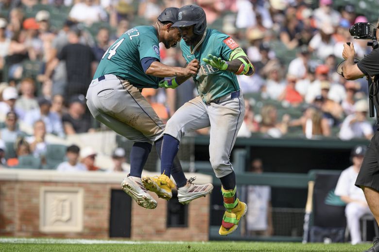 Julio RodrĂguez, Randy Arozarena power Mariners to season-high 15 runs | The Seattle Times