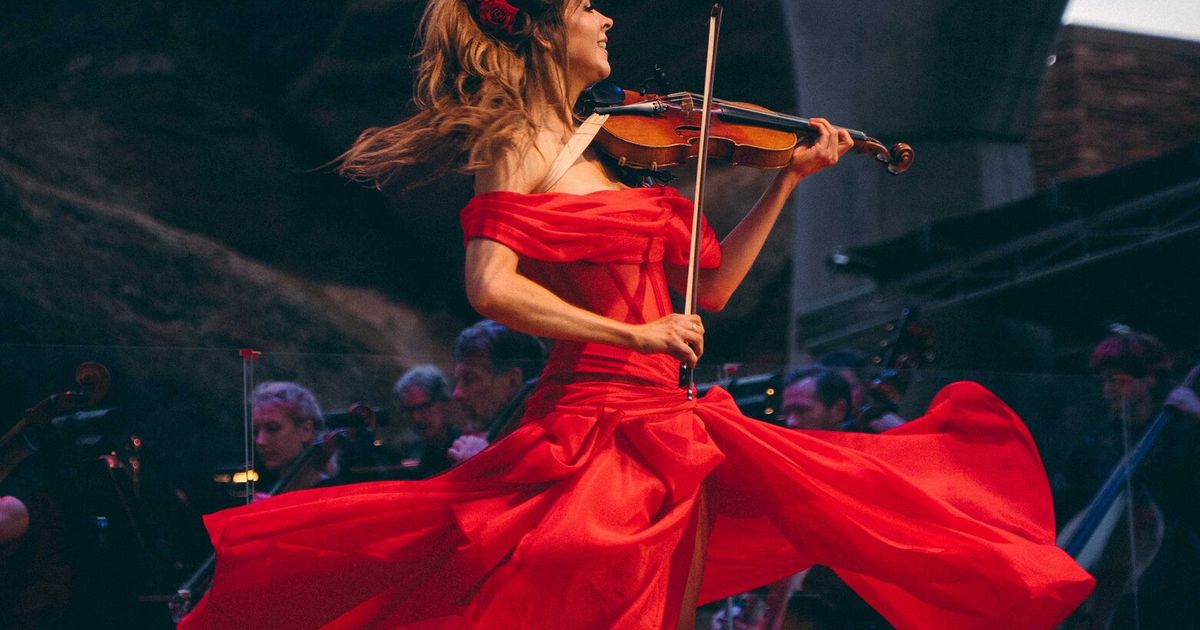 Lindsey Stirling makes debut with Seattle Symphony