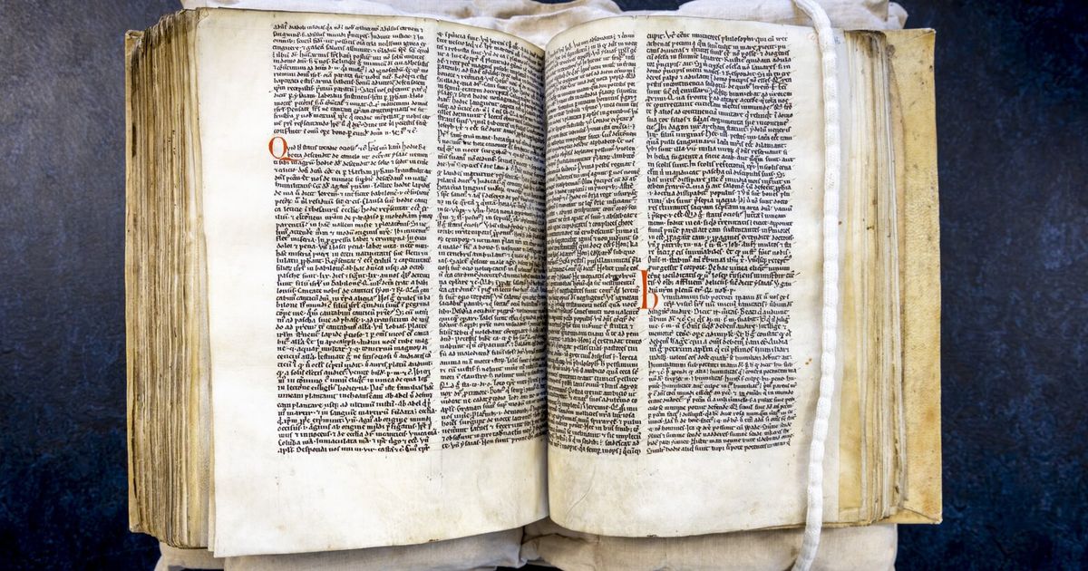 A 900-year-old typo may unravel a Chaucer mystery